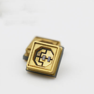 উচ্চ ক্ষমতা 0.5W-1W ইউভিসি এলইডি চিপ 254nm তরঙ্গদৈর্ঘ্য এবং ALN কপারিং সাবস্ট্র্যাট স্টেরিলাইজেশনের জন্য